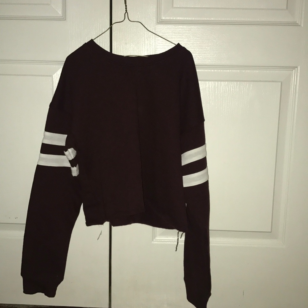 NWT Maroon cropped sweatshirt